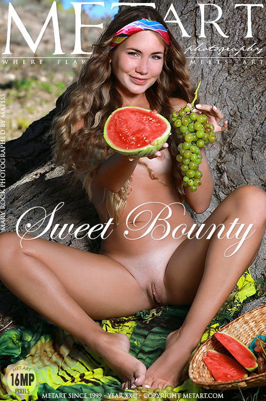 Metart Kenya 'Lesun' by Leonardo Metart Kenya 'Lesun' by Leonardo
