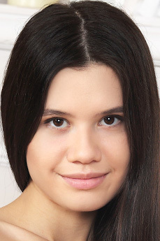 Evelin Elle - MetArt Network