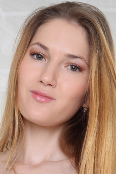 Shanty A Nude on MetArt (2 Covers) - MetArt.com